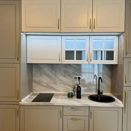 Santa Maria Luxury Suits Apartahotel 4*