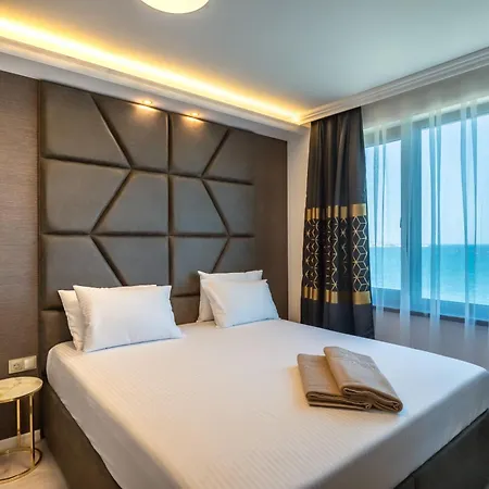 Santa Maria Luxury Suits Aparthotel Rawda