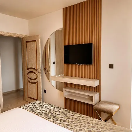 Santa Maria Luxury Suits Apart-hotel 4*