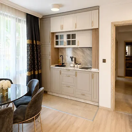 Apart-hotel Santa Maria Luxury Suits 4*