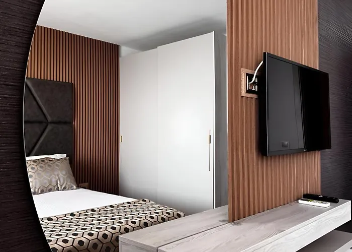 Santa Maria Luxury Suits 4* Ράβντα