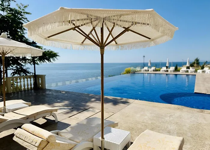 Ξενοδοχείο με διαμερίσματα Santa Maria Luxury Suits 4*