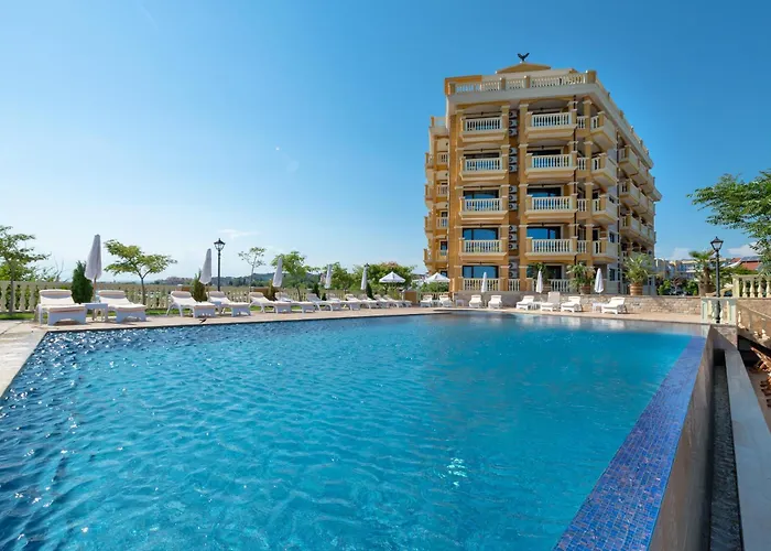 Ξενοδοχείο με διαμερίσματα Santa Maria Luxury Suits 4*