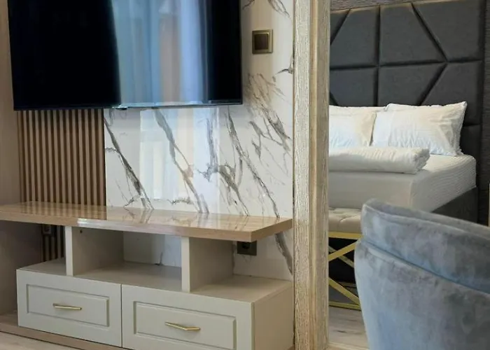 Santa Maria Luxury Suits