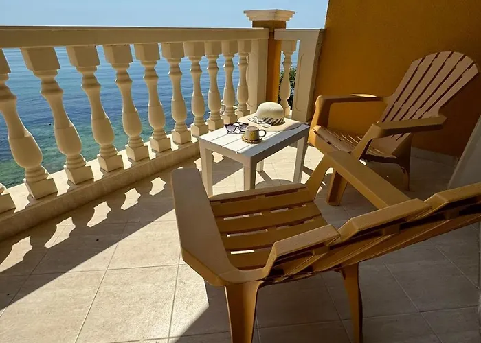 Santa Maria Luxury Suits Ξενοδοχείο με διαμερίσματα Ράβντα