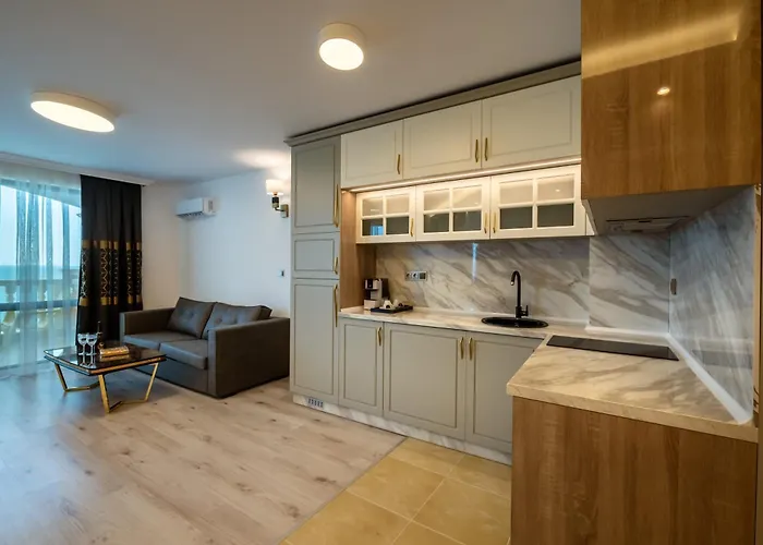 Ξενοδοχείο με διαμερίσματα Santa Maria Luxury Suits Ράβντα