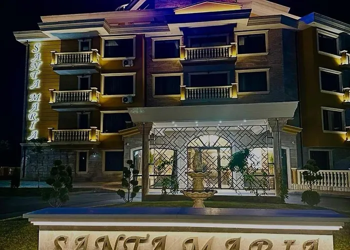 Ξενοδοχείο με διαμερίσματα Santa Maria Luxury Suits Ράβντα